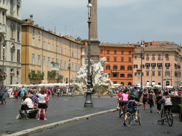  touristes, piazza Navona
